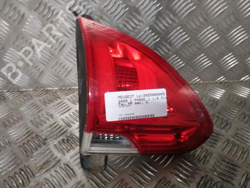 left-tailgate-light-peugeot-2008-i-cu_-2013-32021793 main image