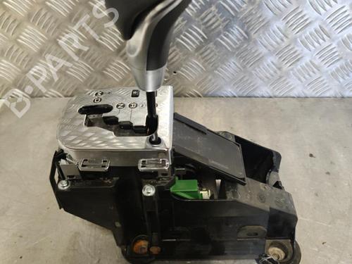 Gear lever PEUGEOT 208 I (CA_, CC_) 1.2 THP 110 | BP22094261M90