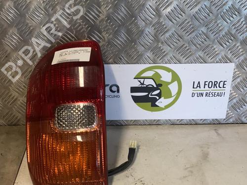 Venstre baglygte TOYOTA RAV 4 II (_A2_) 2.0 D 4WD (CLA20_, CLA21_, CLA20R, CLA21R) (116 hp) 20345775