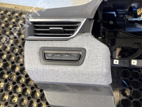 Used Dashboard Dashboard RENAULT CLIO V (B7_) 1.0 SCe 65 (B7MG) (67 hp) 36168468 36168468