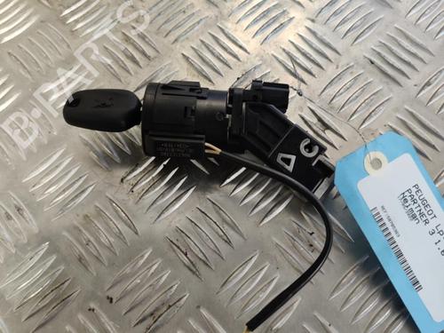 Used Ignition barrel PEUGEOT PARTNER Box Body/MPV (K9) 1.6 BlueHDI 100 (99 hp) 22094501