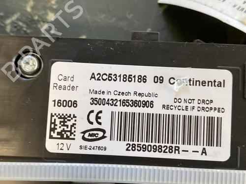 card-reader-renault-zoe-bfm_-zoe-285909828r-2012-20348402 main image