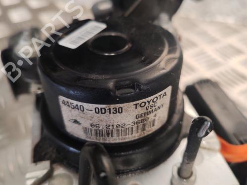 Used ABS pump ABS pump TOYOTA YARIS (_P13_) 1.3 (NSP130_, NSP130) (99 hp) 26434692 26434692