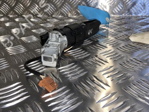 Used Ignition barrel PEUGEOT 2008 I (CU_) 1.5 BlueHDI 100 (102 hp) 22095737