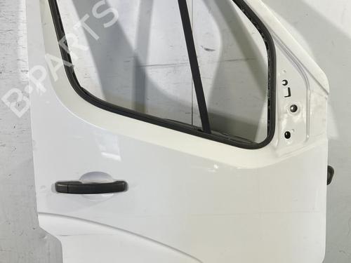right-front-door-renault-master-iii-van-fv-2010-33968323 main image