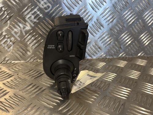 Used Steering column stalk RENAULT CLIO III (BR0/1, CR0/1) 1.2 16V Hi-Flex (BR1U, CR1U) (75 hp) 28153840
