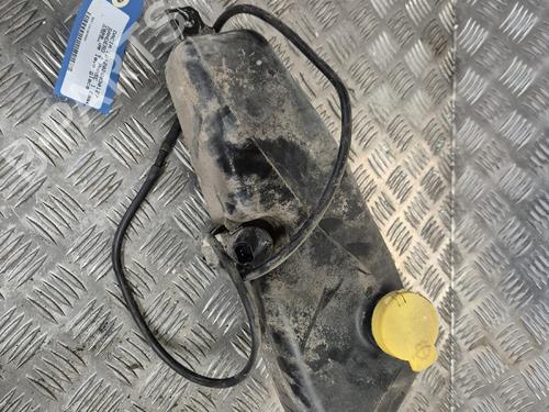 windscreen-washer-tank-dacia-sandero-ii-2012-38476396 main image