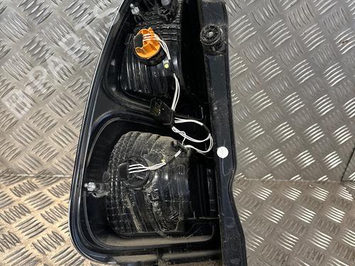 right-taillight-citroen-c3-picasso-sh_-2008-31669138 main image