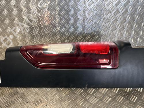 left-taillight-renault-trafic-iii-van-fg_-2014-32235974 main image