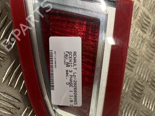 Feu de coffre droit RENAULT SCÉNIC III (JZ0/1_) 1.9 dCi (JZ0J, JZ1J, JZ1K, JZ1S) (131 hp) 32367874