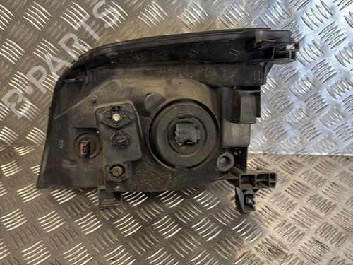 Right headlight NISSAN X-TRAIL I (T30) 2.2 Di 4x4 | BP29530379C29 