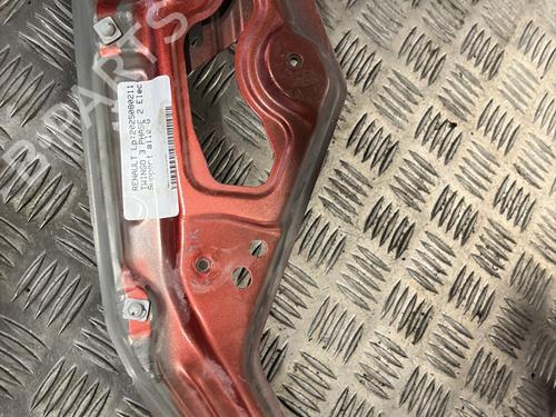 Used Support RENAULT TWINGO III (BCM_, BCA_) Z.E: (BCA1) (82 hp) 30939668