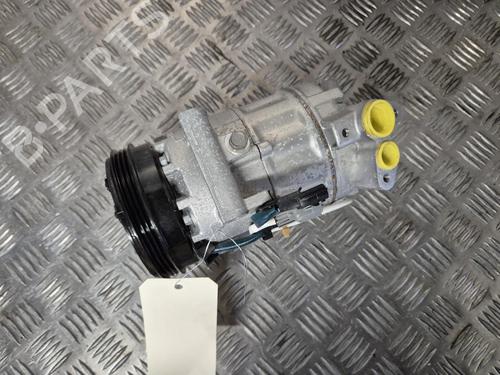 Used AC compressor AC compressor RENAULT CLIO V (B7_) 1.0 SCe 65 (B7MG) (67 hp) 36168472 36168472