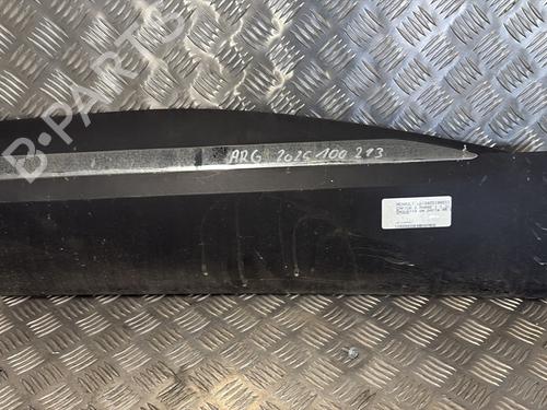 Used Door moulding trim RENAULT CAPTUR II (HF_) TCe 160 (HFN1) (158 hp) 30129055