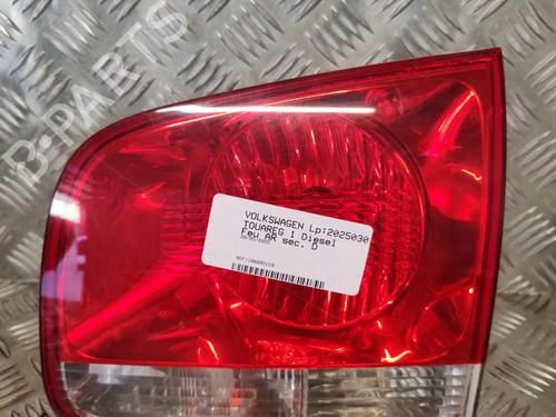 Used Right tailgate light VW TOUAREG (7LA, 7L6, 7L7) 2.5 R5 TDI (174 hp) 26281634