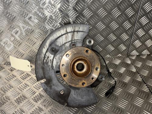 Used Right front steering knuckle RENAULT CAPTUR II (HF_) E-TECH 145 (HFMU) (143 hp) 28538131