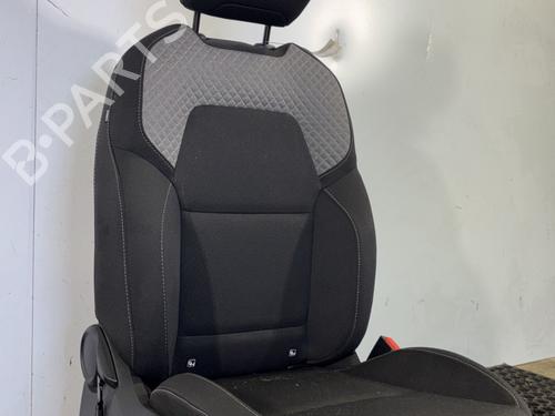 Used Right front seat Right front seat 37734982 37734982