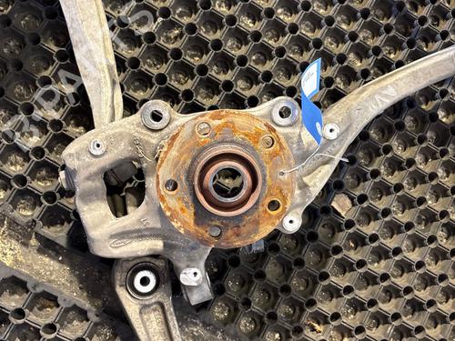 Used Right front steering knuckle Right front steering knuckle AUDI A6 C7 Avant (4G5, 4GD) RS6 quattro (560 hp) 40173652 40173652