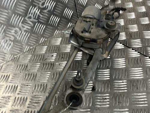 Used Front wiper motor VW TOURAN (1T3) 1.6 TDI (105 hp) 25048810