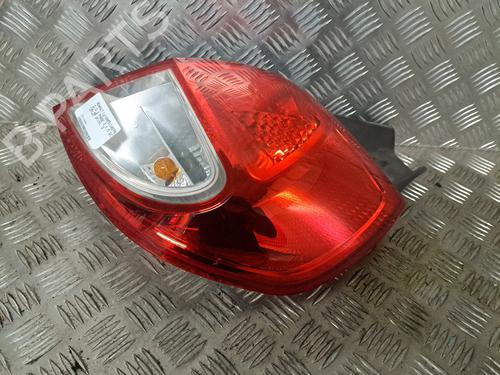 Used Right taillight RENAULT CLIO III (BR0/1, CR0/1) 1.5 dCi (C/BR0G, C/BR1G) (68 hp) 30648200