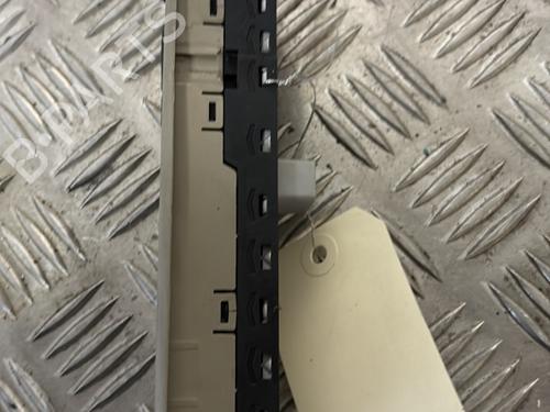 Left front window switch RENAULT MEGANE III Hatchback (BZ0/1_, B3_) 1.5 dCi (BZ09, BZ0D, BZ1W, BZ29, BZ14) | BP29737626I27 