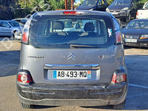 Fuse box CITROËN C3 Picasso (SH_) 1.6 HDi | BP32370831E1