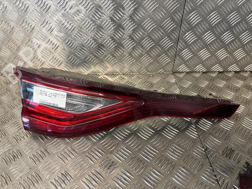 left-tailgate-light-renault-megane-iv-hatchback-b9amn_-2015-37485908 main image