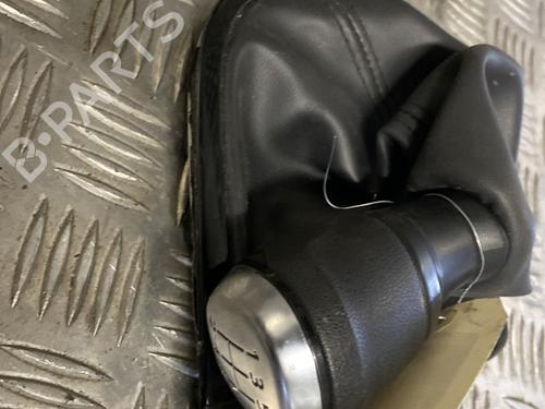 Pomello del cambio Pomello del cambio RENAULT CLIO IV (BH_) 1.5 dCi 90 (90 hp) 33849286 33849286