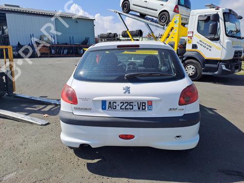 Front bumper PEUGEOT 206 Hatchback (2A/C) 1.4 HDi eco 70 | BP22095688C7 
