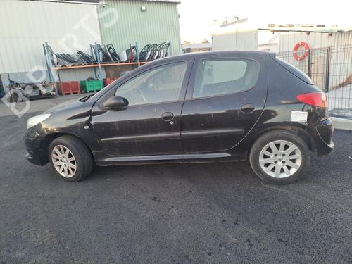 Fuse box PEUGEOT 206+ (2L_, 2M_) 1.1 | BP23198299E1 