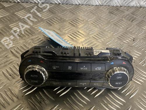 Used Climate control Climate control MERCEDES-BENZ A-CLASS (W176) A 220 d (176.003) (177 hp) 20348617 20348617