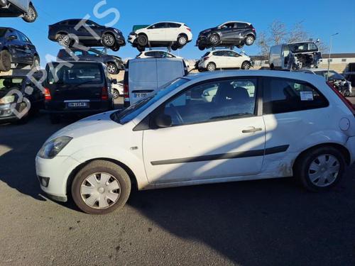 Left headlight FORD FIESTA V (JH_, JD_) 1.4 TDCi | BP20346144C28 