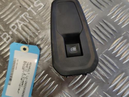 Used Switch RENAULT TRAFIC III Van (FG_) 1.6 dCi 95 (FGMJ, FGMR) (95 hp) 22094743