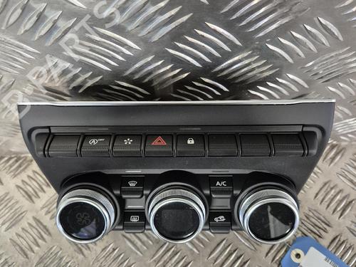 Used Climate control Climate control RENAULT CLIO V (B7_) 1.0 TCe 90 (B7MT) (91 hp) 40185182 40185182