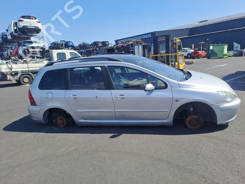 Left headlight PEUGEOT 307 Break (3E) 2.0 HDI 110 | BP28086372C28  - Image 10