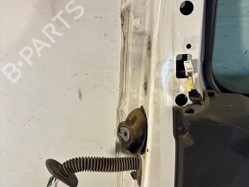right-front-door-renault-trafic-iii-van-fg_-2014-37473822 main image
