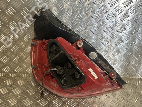 Right taillight RENAULT CLIO III (BR0/1, CR0/1) 1.2 16V (BR0P, CR0P) | BP28111606C35 
