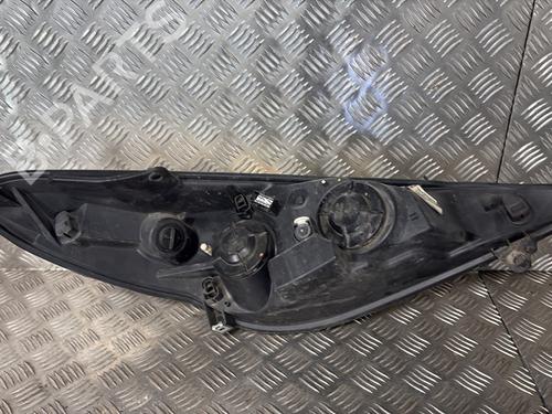 Used Left headlight Left headlight PEUGEOT 206+ (2L_, 2M_) 1.4 i (73 hp) 33113691 33113691