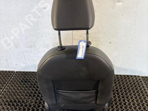 right-front-seat-peugeot-2008-i-cu_-2013-39017978 main image