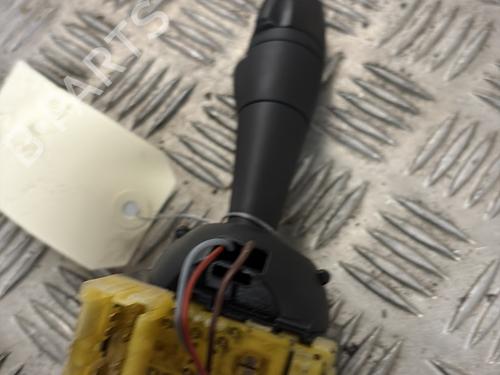 Used Switch Switch RENAULT CAPTUR I (J5_, H5_) 1.5 dCi 90 (J5N4, J5M5, J5MW, J5M6, J5AL, J5AJ) (90 hp) 30683357 30683357