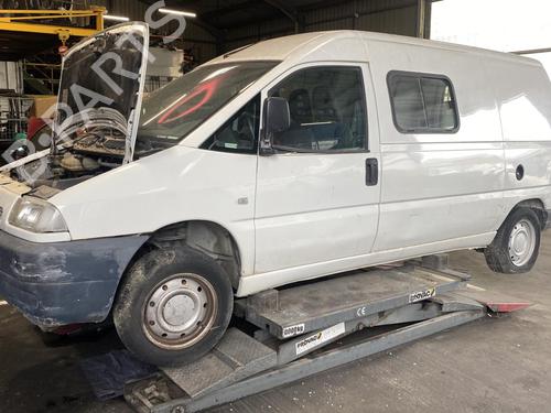 Right front indicator FIAT SCUDO Van (220_) 2.0 JTD | BP22094551C33 