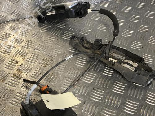 Front left lock PEUGEOT 308 II (LB_, LP_, LW_, LH_, L3_) 1.6 GTi (L35GNH) | BP20346924C98 