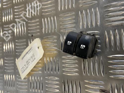 Used Left front window switch RENAULT CLIO II (BB_, CB_) 1.5 dCi (B/CB07) (65 hp) 22095878