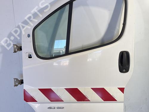 Used Left front door RENAULT TRAFIC II Van (FL) 1.9 dCi 80 (FL0B) (82 hp) 31280467