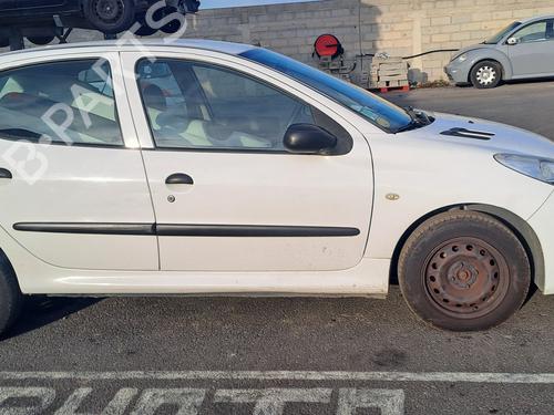 Fuse box PEUGEOT 206+ (2L_, 2M_) 1.4 HDi eco 70 | BP26656673E1 - Image 3