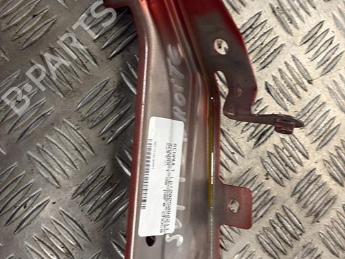 Support du pare-chocs avant RENAULT TWINGO III (BCM_, BCA_) Z.E: (BCA1) (82 hp) 30939684