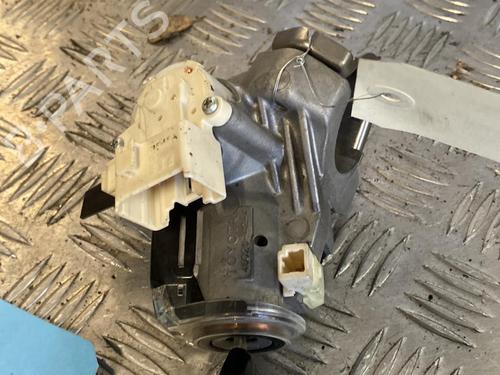 Used Ignition barrel TOYOTA RAV 4 III (_A3_) 2.2 D 4WD (ALA30_, ALA30R) (136 hp) 22095460