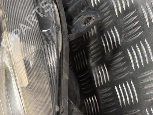 Faro izquierdo RENAULT CLIO III (BR0/1, CR0/1) 1.5 dCi (BR17, CR17) | BP29837887C28