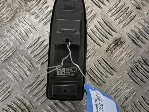 Used Left front window switch Left front window switch RENAULT MEGANE E-TECH SUV EV60 (BNJ1) (218 hp) 39415524 39415524
