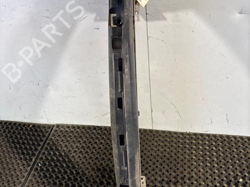 Used Front bumper reinforcement Front bumper reinforcement 37187907 37187907